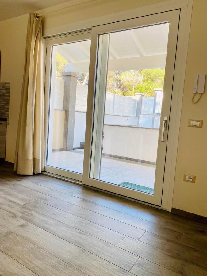 Nuova Residenza Dei 7 Pini A Pochi Passi Dal Mare Apartment Porto Pino Bagian luar foto